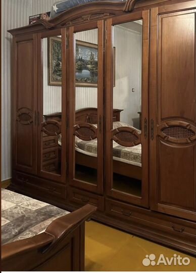 Спальный гарнитур Марина