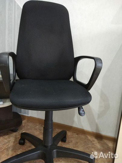 Компьютерное кресло