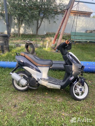 Скутер stels skif
