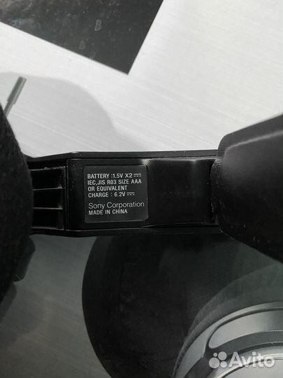 Беспроводные наушники Sony MDR-RF810RK