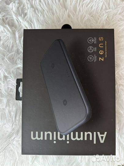 Беспроводная зарядная станция Zens