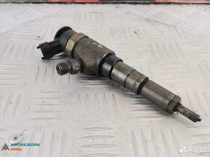 Форсунка Peugeot 207 2007 1980K2