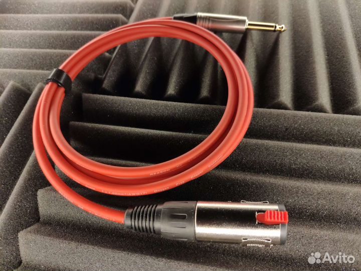 Jack 6.3 на Jack 6.3 гнездо Mr. Cable Reason G6