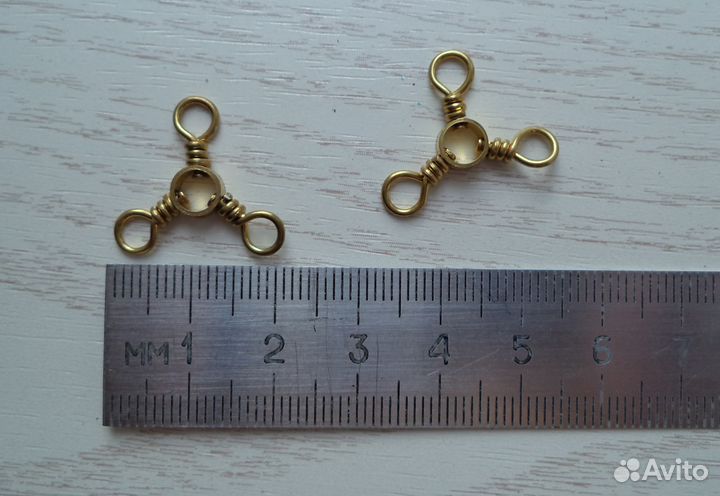 Оснастка рыбака - стопор, вертлюжка тройная