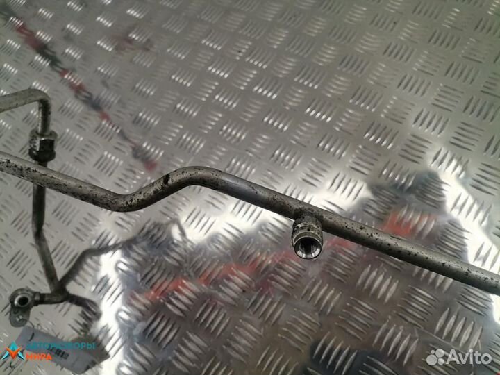 Трубка кондиционера Lexus LX 2 1999 88711-60470