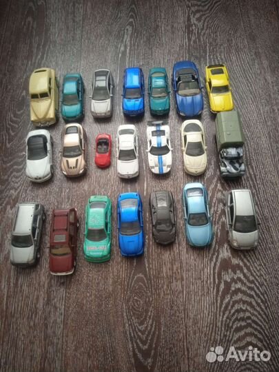 Машинки Welly пакетом