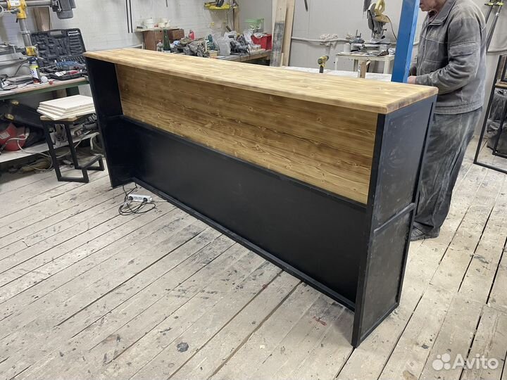 Стойка ресепшн лофт изготовление
