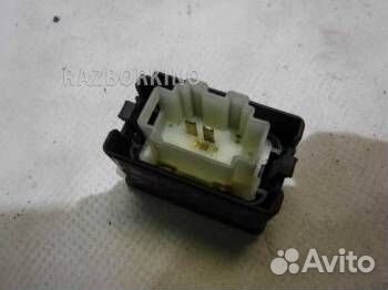 Кнопка Форд Escape 1