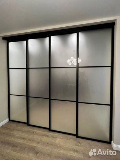 Раздвижная перегородка