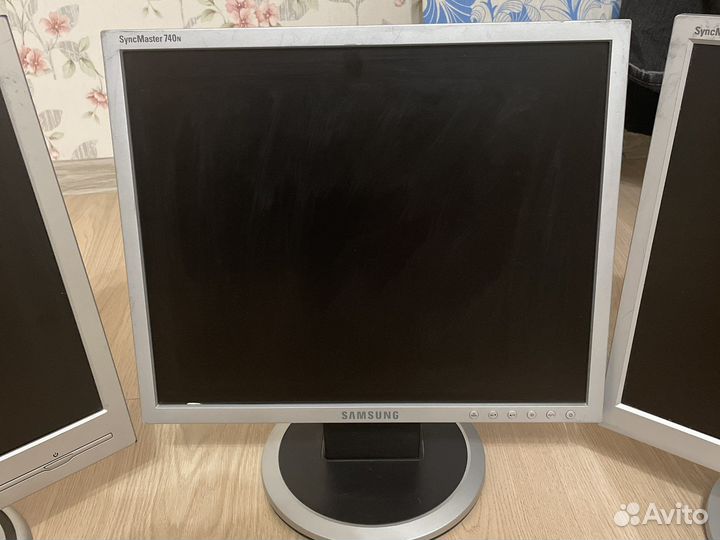 Монитор Samsung