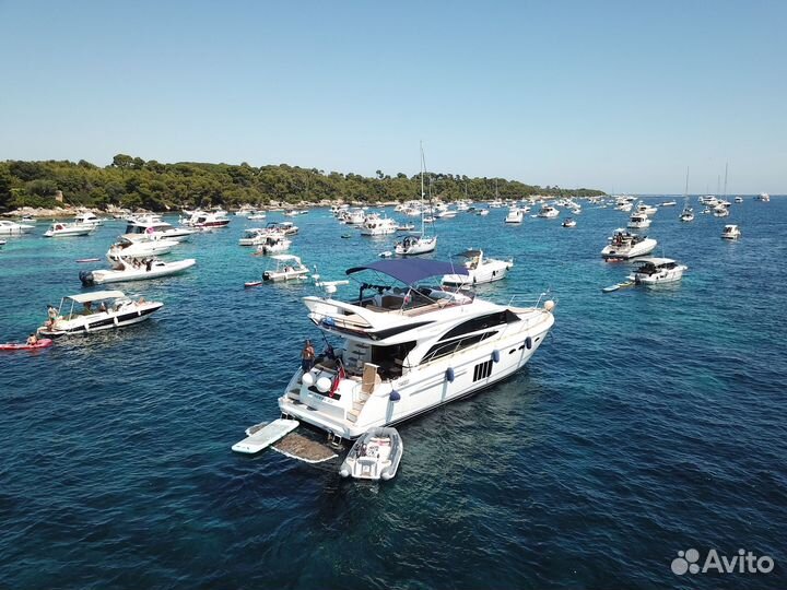 Моторная яхта Princess 60 2012