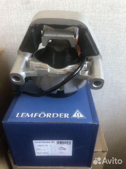 Опора двигателя audi A6,A7 левая, правая