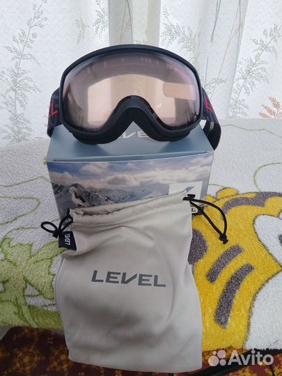 Горнолыжные перчатки leki