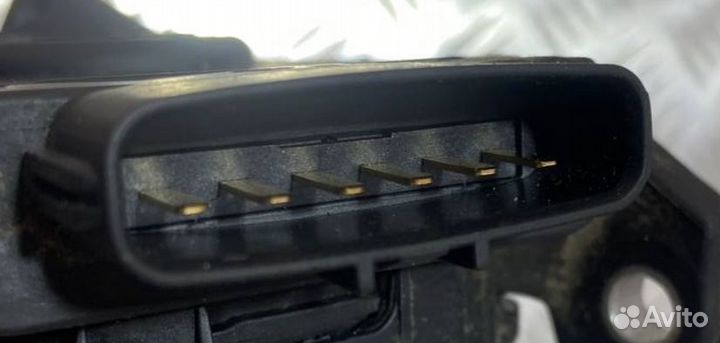 Педаль газа Suzuki SX4 1