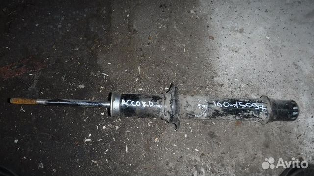 Амортизатор передний Honda Accord VII 2002-2007