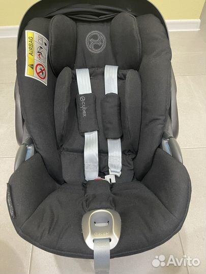 Cybex Cloud Z2 i-Size Plus Deep Black