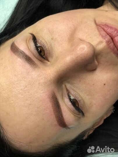 Татуаж перманентный макияж бровей