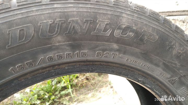 Dunlop SP Winter Ice 02 185/65 R15 92T