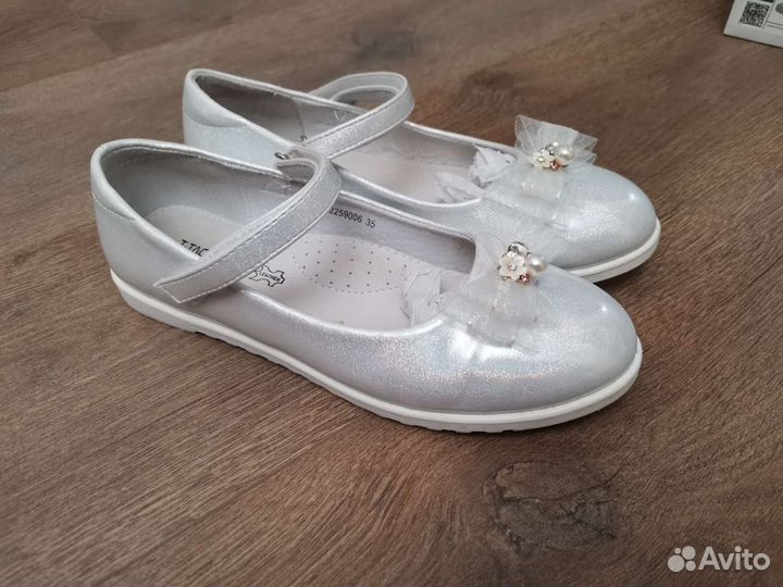 Продаю туфли