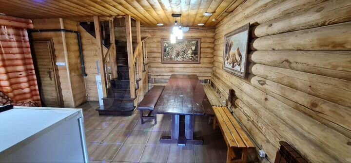 Дом 170 м² на участке 8 сот.