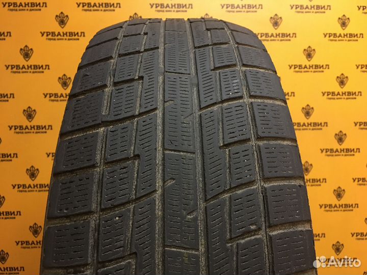 Yokohama Ice Guard IG30 215/65 R16 98Q