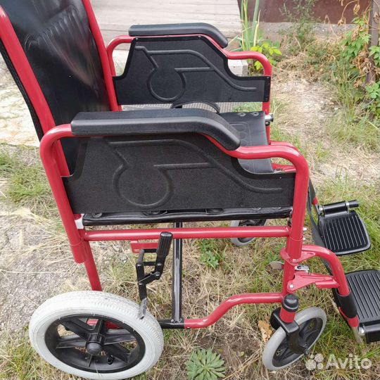 Коляска инвалидная