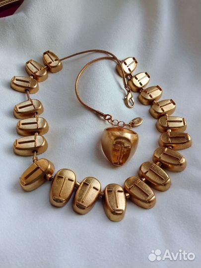 Ожерелье Zara