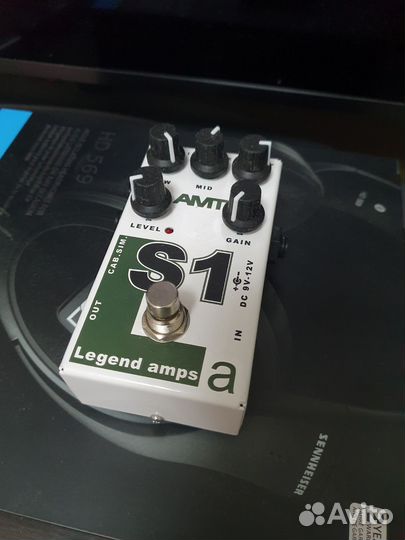 Гитарная преамп AMT S1