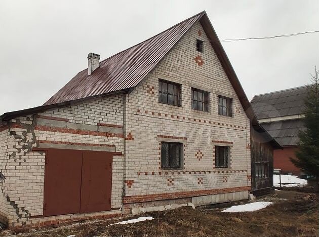 Коттедж 161,8 м² на участке 10,6 сот.