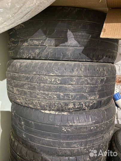 Continental ContiPremiumContact 2 215/60 R16