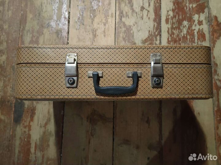 Чемодан времен СССР