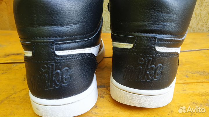 Кроссовки nike женские