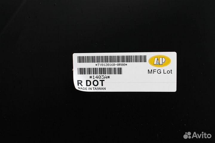 Крыло переднее правое Тойота Аурис