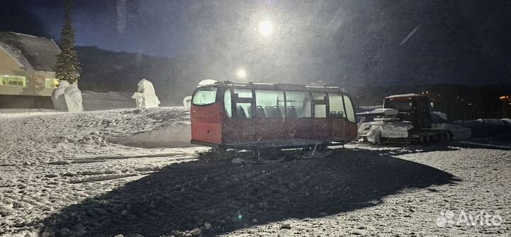 Снежная деревня, хибины