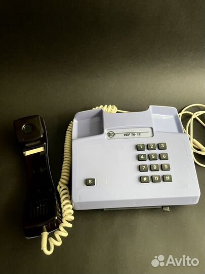 Стационарный телефон дисковый кнопочный