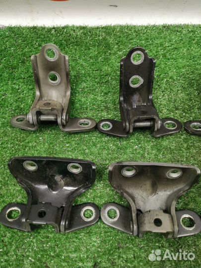 Петли дверей Kia Ceed хетчбэк 1.4 G4FA 2014