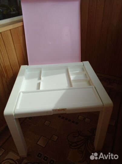 Столик и стульчик детские