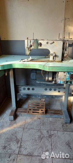 Швейная прлмышленная машишка 1022 класс