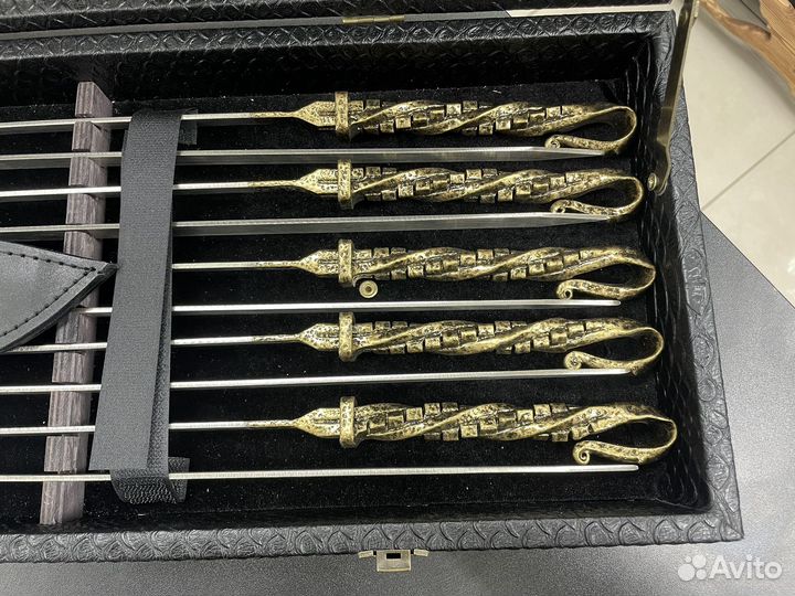 Шашлычный набор Булат кейс с кованными шампурами