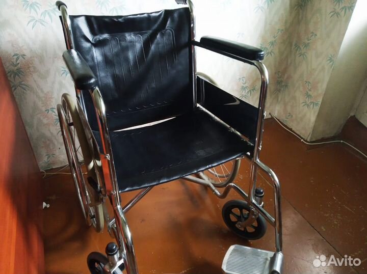 Кресло-коляска инвалидная 1618С0303S