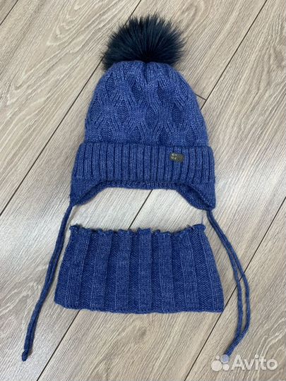 Комплект шапка и снуд зима