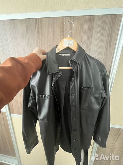 Кожаная рубашка zarina