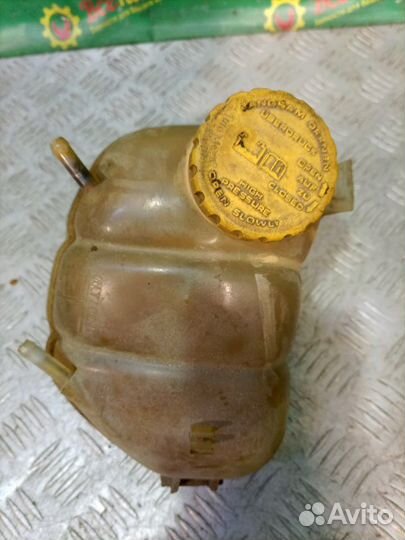 Расширительный бачок Opel Vectra B седан 2.0 1999