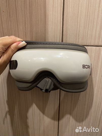 Массажер для глаз bork D600