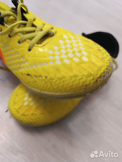 Детские футбольные бутсы 30 размер