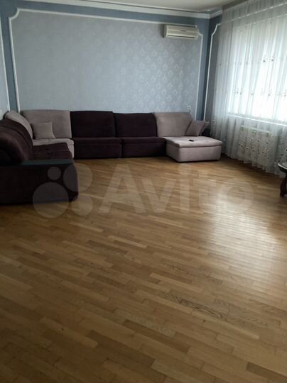 Дом 172 м² на участке 6 сот.