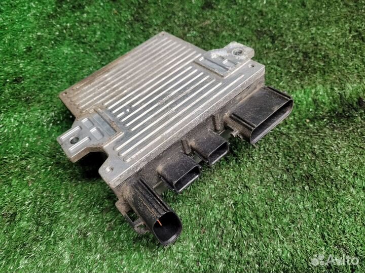 Блок управления рулевой рейко на Subaru Forester 4