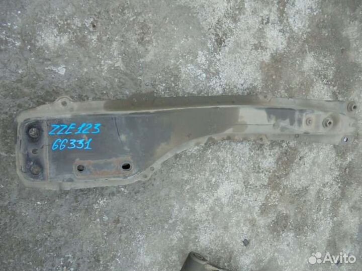 Лыжа Toyota Corolla Fielder ZZE123 2ZZ-GE 2001/4