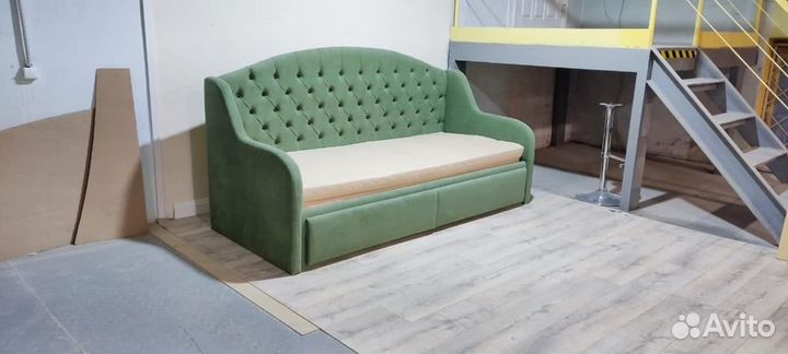 Детская кровать новая