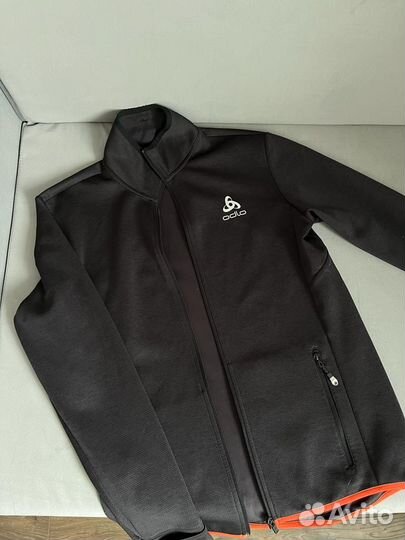 Спортивная ветровка Odlo